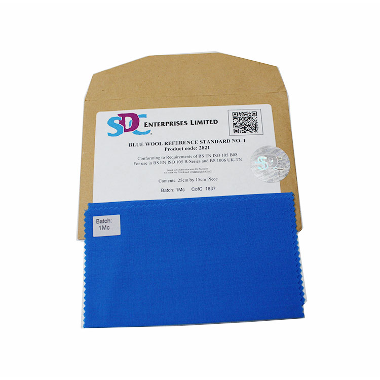 英国SDC #2821 耐光试验蓝羊毛布1号  （15cm x 25cm）